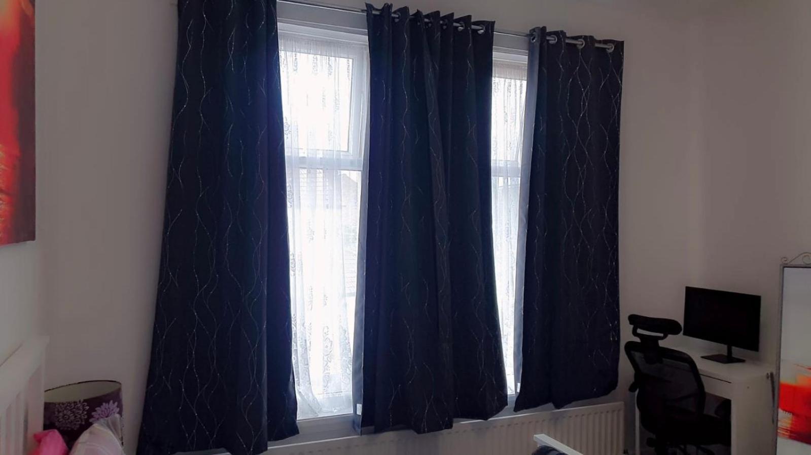 2 Bed 1St Floor Apartment-Own Entrance & Parking Portsmouth Exterior foto